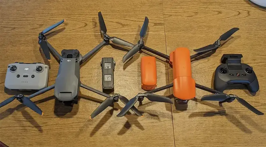 Порівнюючи Джий Мавіч 3 і Autel Evo Lite + Drones Head-to-Head