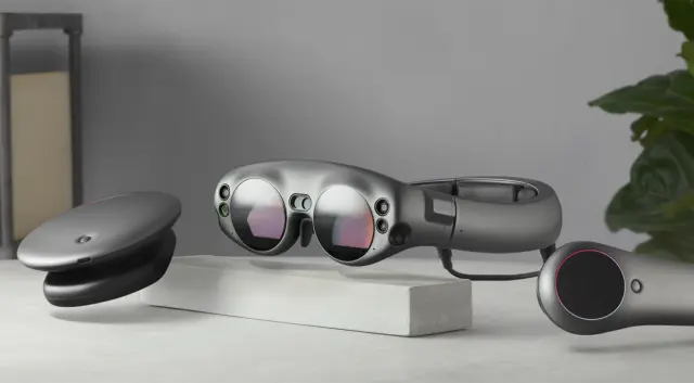 Палмер Luckey Slams Magic Leap как «Трагическая куча»