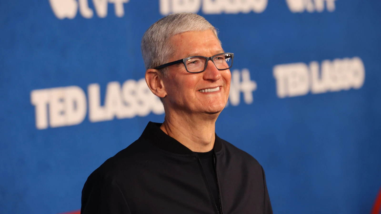 Tim Cook’s Solution to Green Bubbles Is to Just Buy an iPhone