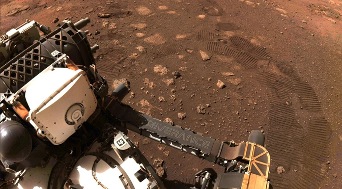 Наполегливість Rover плями пил диявол на Марсі