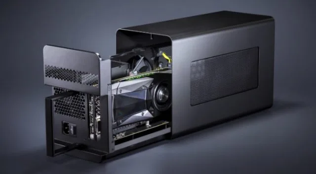 Razer Core X - це дешевший зовнішній блок GPU, який підтримує комп'ютери та комп'ютери