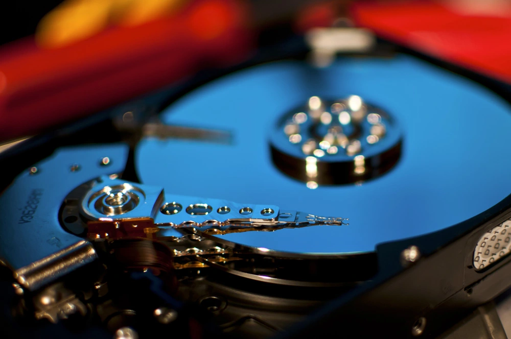 Отчет: Microsoft хочет убить загрузочные диски HDD к 2023 году