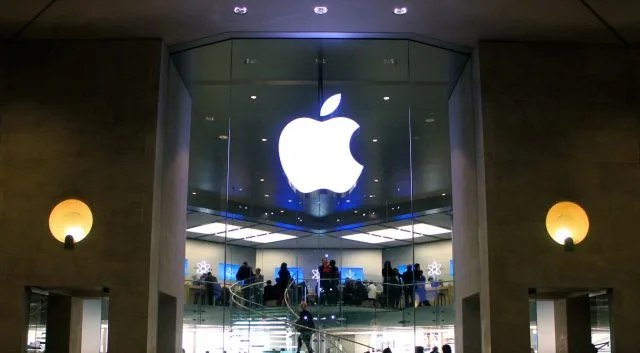 Незважаючи на величезні витрати, Apple не може Crack індійський ринок смартфонів