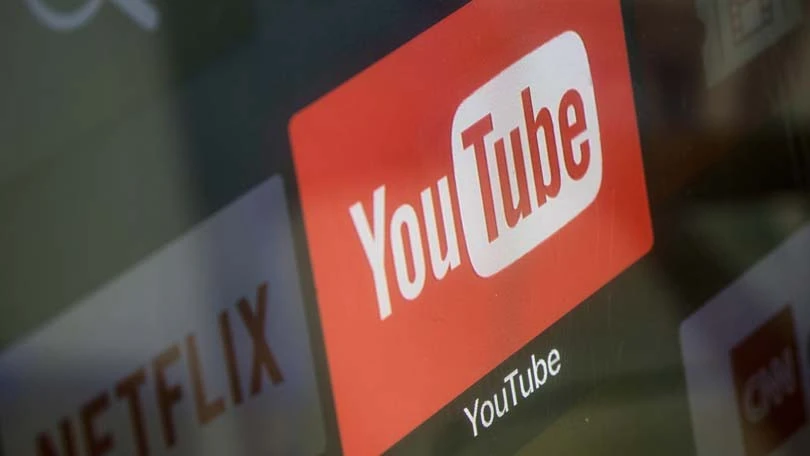 Популярний додаток Android "YouTube", раптово вимикається на юридичних причин