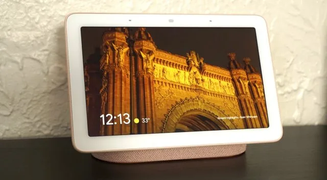 Google Assistant отримує інтеграцію додатків годинника, відповіді на широкомовні повідомлення тощо