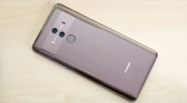 Huawei Had Fans залишили більше 100 підроблених оглядів для Mate 10 Pro [Оновлення]