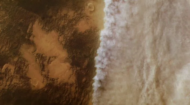 New Image Shows Beginning Stages of Martian Dust Storm