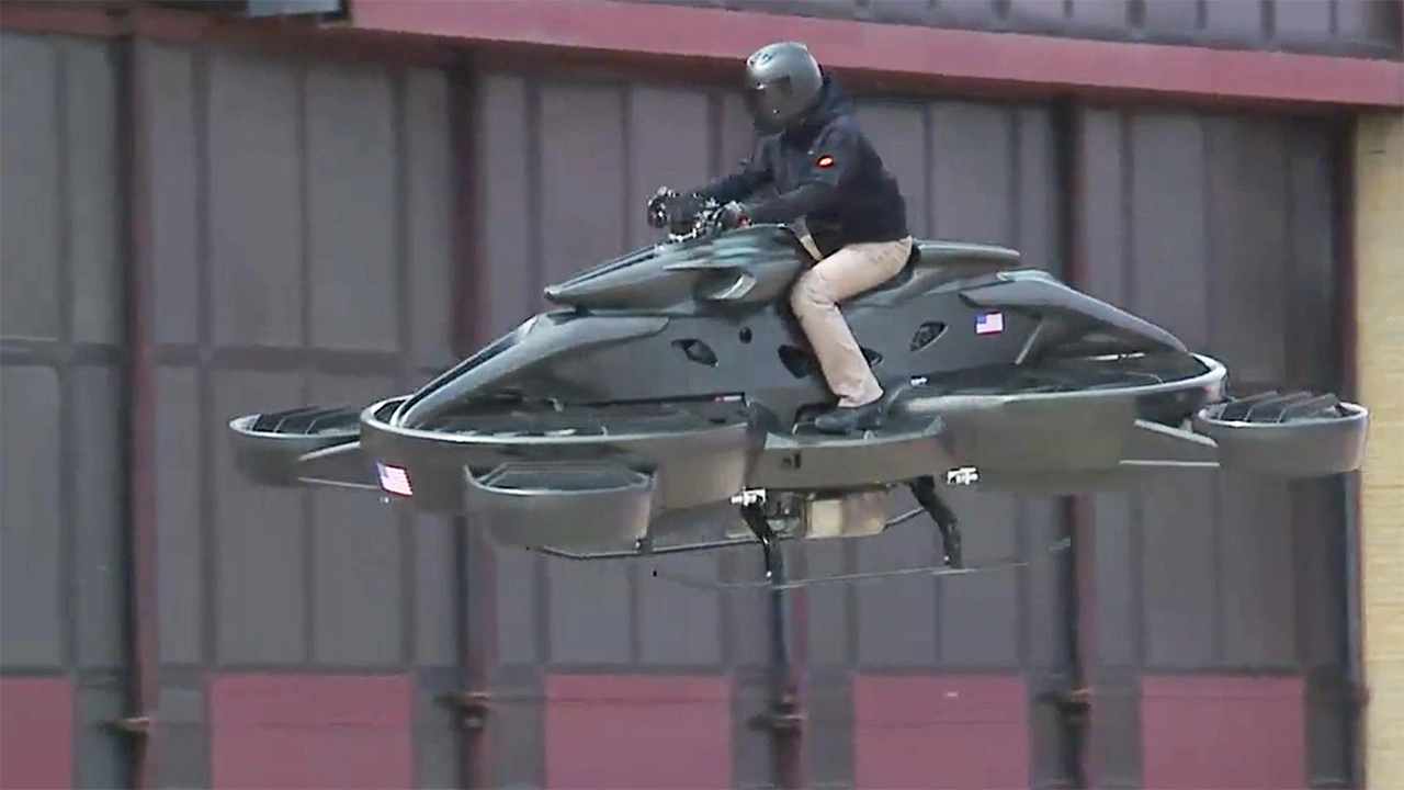 Hoverbike Makes Its US Debut at Detroit Auto Show