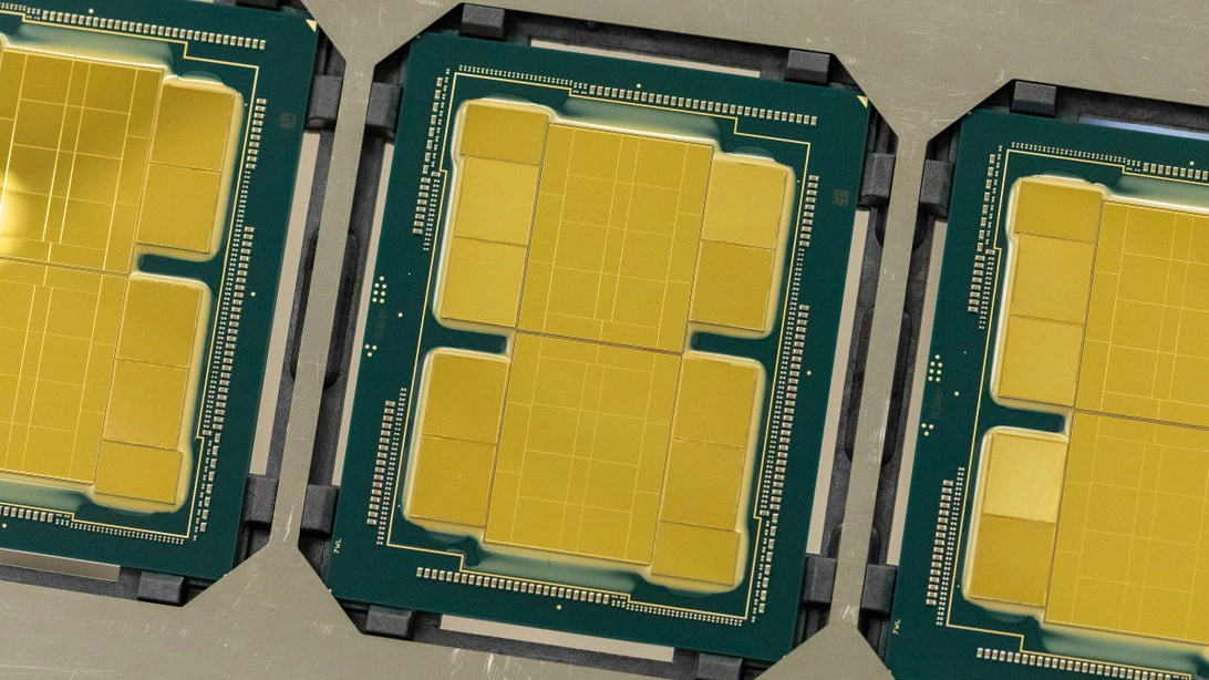 Intel показывает чипсы следующего поколения на Fab 42