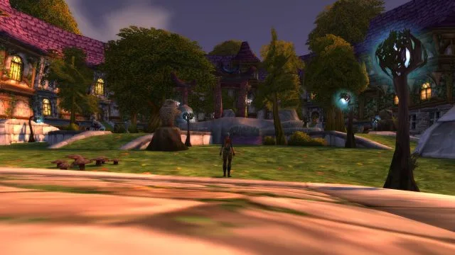 Коли я гуляю Stormwind ...