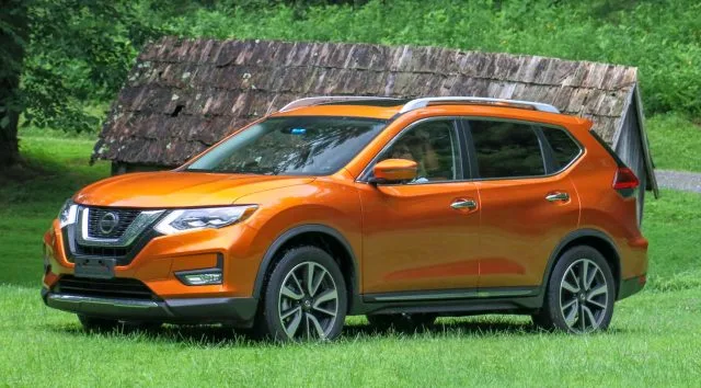 2018 Nissan Rogue Обзор: Slick Self-Driving Compact SUV