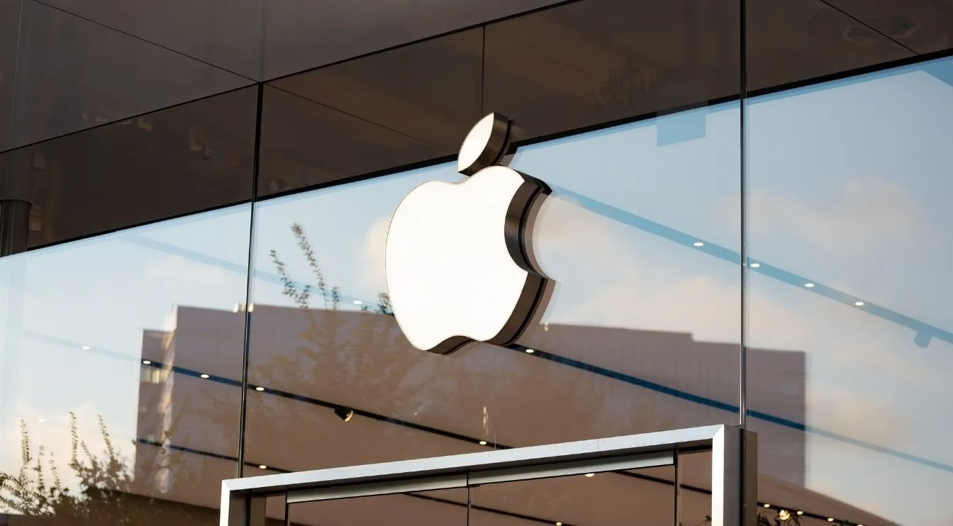 Bloomberg: M1X MacBook Pro може запустити в "Наступні кілька тижнів"