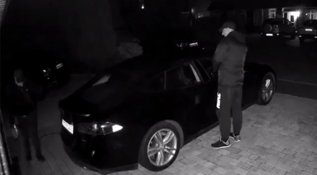 Thieves Caught on Video Stealing Tesla With Key Fob Relay Hack