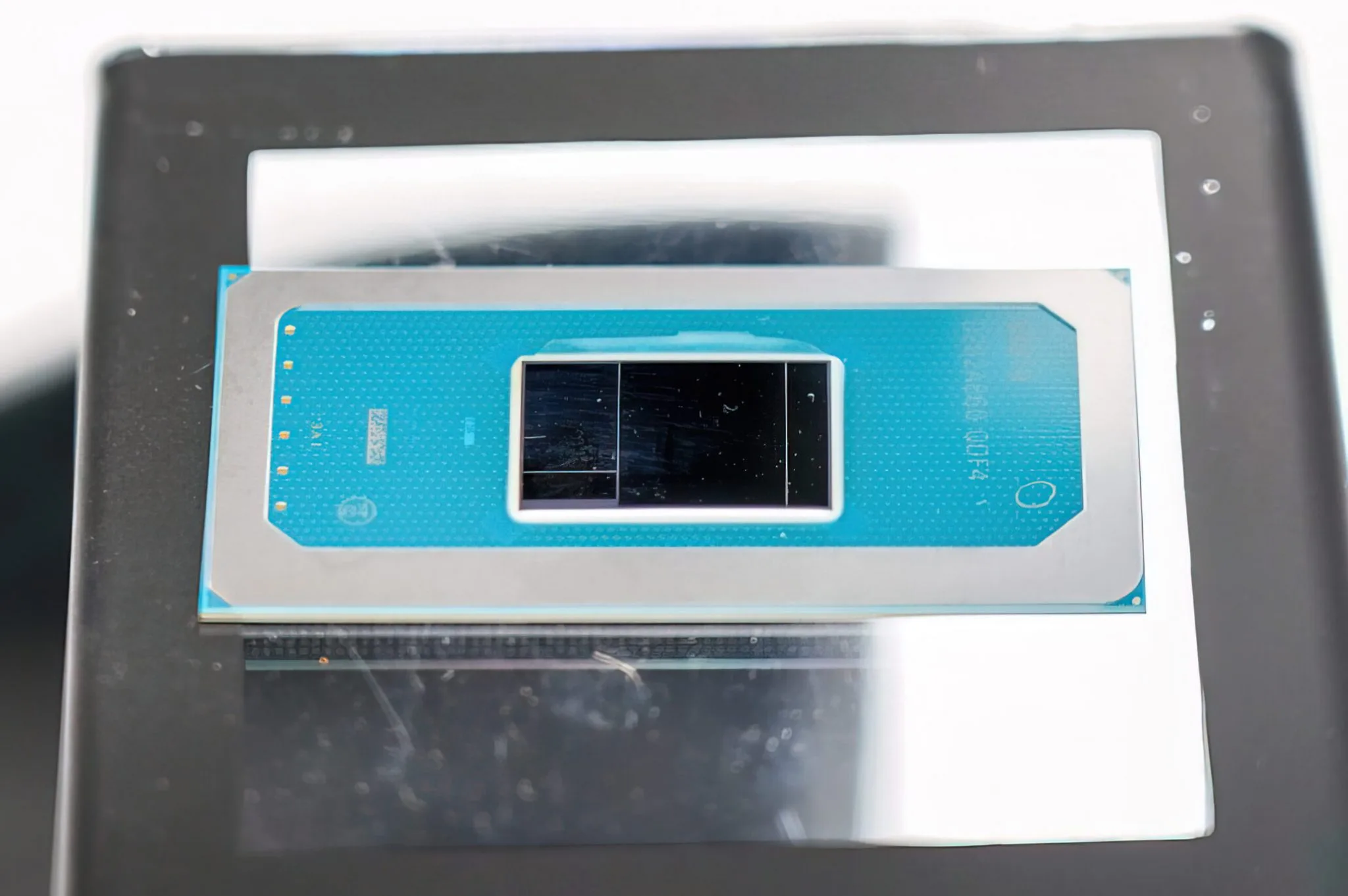 Intel Shows Off Tile-Based Meteor Lake, Ponte Vecchio CPUs at Vision Event