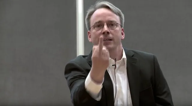 Linux Торвальдс відступає від Linux на користь самовдосконалення