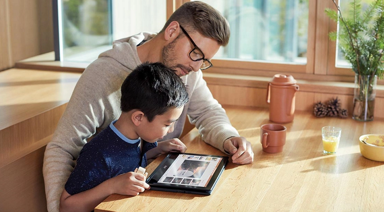 Windows 10x, Chromebook Microsoft Chromebook, предположительно идет позже в этом году