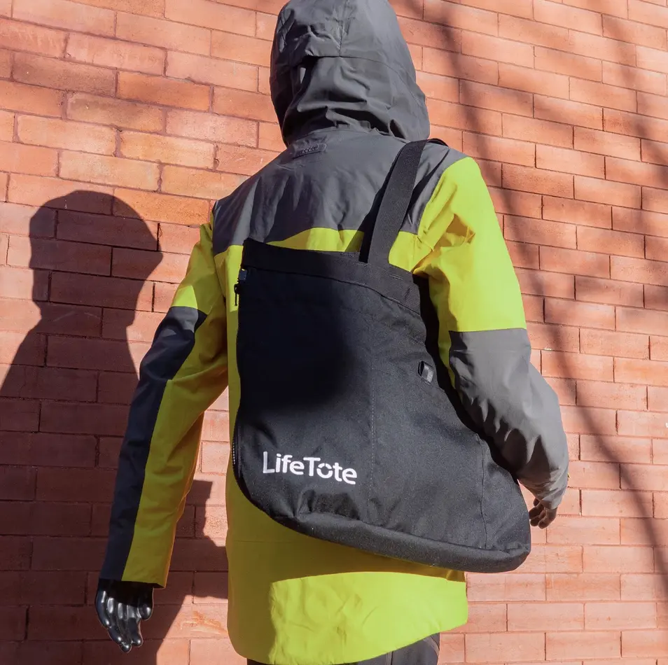 High Schooler Creates Tote Bag That Transforms Into Kevlar Vest