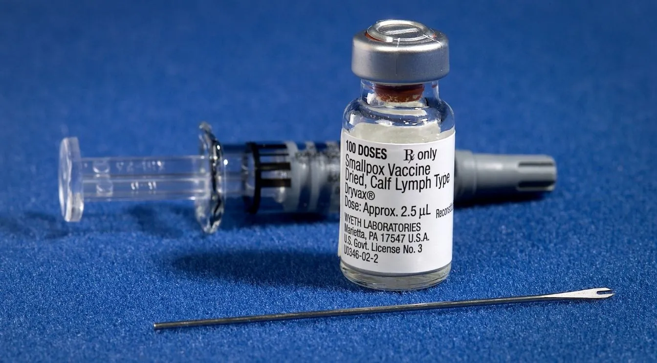 FBI, CDC розслідування флаконів, позначених "LIMEPOX"