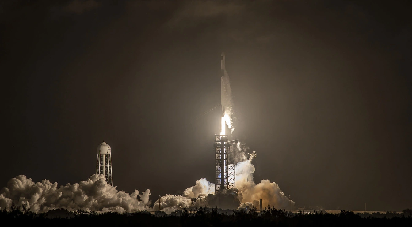 Nails SpaceX 100-й сокіл 9 посадка