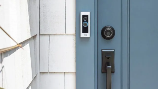 Amazon's Ring Security Camera дозволяє співробітникам шпигувати за клієнтами