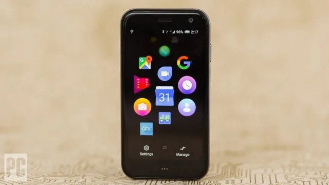 Teeny Tiny Palm телефон тепер доступний розблокована