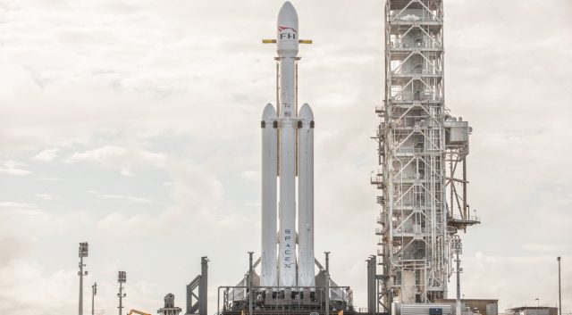 SpaceX Falcon Heavy Launch, отсроченный закрытием правительства США