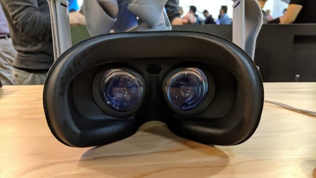 The Oculus Go lenses.