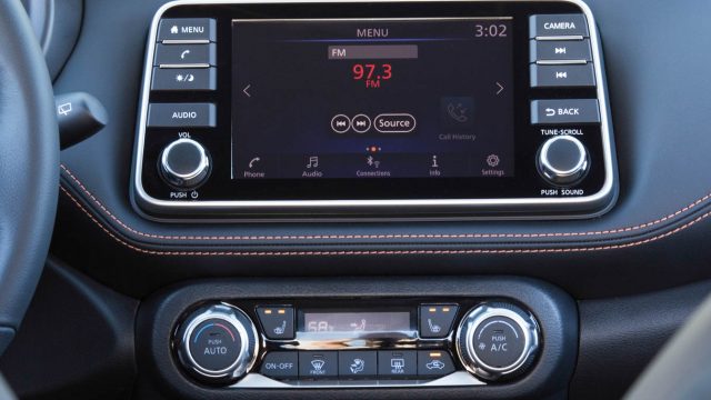 the Nissan Kicks comes with a standard 7-inch center stack LCD. There&#039;s no on-board navigation, but two of the three trim lines include Android Auto and Apple CarPlay; buyers of the Kicks S trim line get hosed.