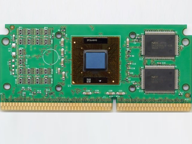 Pentium III (Katmai) 

The first Pentium III, built around the Klamath core, was a marginal upgrade to the Pentium II. It offered support for Intel&#039;s first SIMD instruction set (single instruction, multiple data) and higher clock speeds, along with a controversial CPU identification mechanism that kicked off tremendous controversy at the time. 