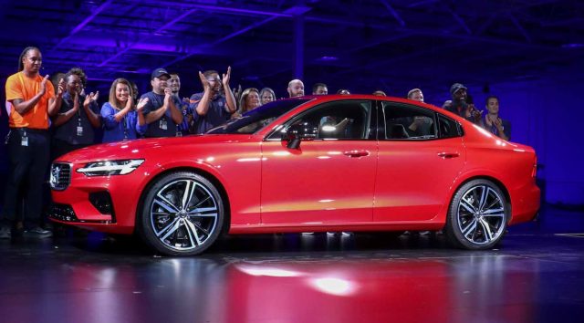 Volvo показує новий американський завод, S60 Sedan, просить про відкритість у торгівлі