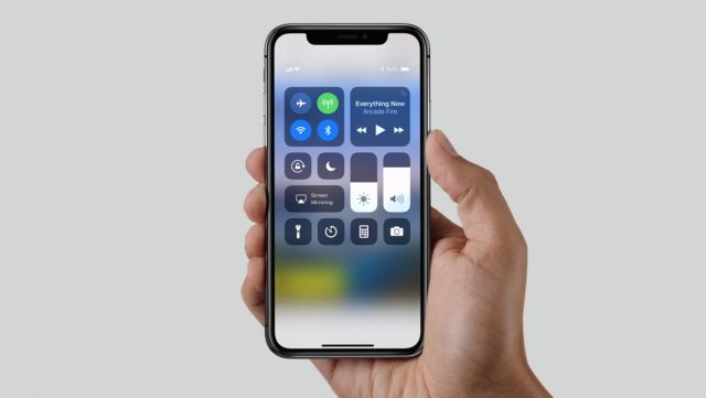 Apple может убить iPhone SE, iPhone X в предстоящем цикле обновления