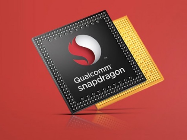 Нечестное упоминание: Qualcomm Snapdragon 810
Snapdragon 810 был первой попыткой Qualcomm построить большой процессор. Небольшой процессор и был основан на недолговечном 20-нм процессе TSMC. SoC был легко наименее любимым чипом Qualcomm в новейшей памяти - Samsung пропустил его полностью, а другие компании столкнулись с серьезными проблемами с устройством. QC утверждал, что проблемы с чипом были вызваны плохим управлением питанием OEM, но была ли проблема связана с 20-нм процессом TSMC, проблемами с реализацией Qualcomm или оптимизацией OEM, результат был тот же: горячий чип, который выиграл драгоценный несколько проектов верхнего уровня и никто не пропускает.