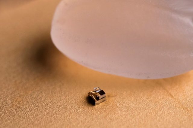 Researchers Create Computer the Size of a Speck of Dust