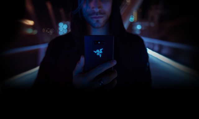 Razer Phone 2 получает RGB-логотип, даже выше $ 799 Цена тегов