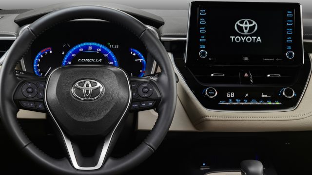 2020 Toyota Corolla Shames Luxury Sedans With Standard Safety Suite