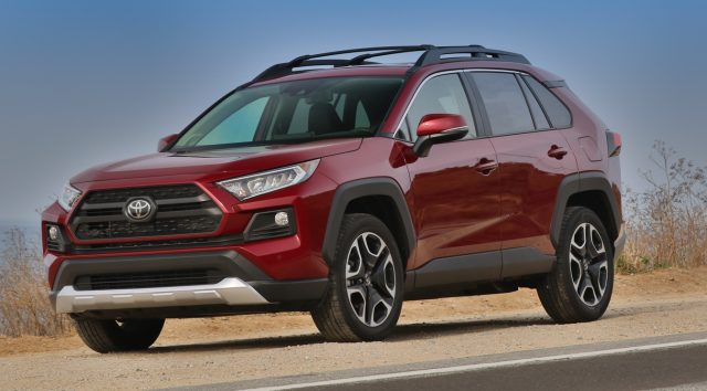 2019 Toyota RAV4 Огляд: чому це буде Hit 500,000 продажів за рік у ніякому часі