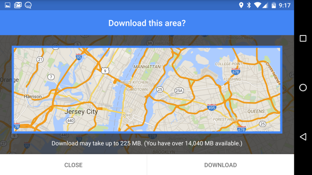 Зберегти автономні карти
Карти Google включають підтримку для збереження карт у автономному режимі, а функцію нещодавно розширили, щоб бути більш потужним. Це, однак, нелегко знайти. Знайдіть область, яку потрібно зберегти в автономному режимі, а потім натисніть на панелі пошуку вгорі екрана. Закрийте клавіатуру та прокрутіть нижню частину, і ви побачите опцію завантаження. Додаток покаже схему, щоб вказати область, яку буде завантажена, і оцінити, скільки місця займе місце. Дані офлайн включатимуть вулиці, основні точки інтересу та можливість використання навігації по черзі.