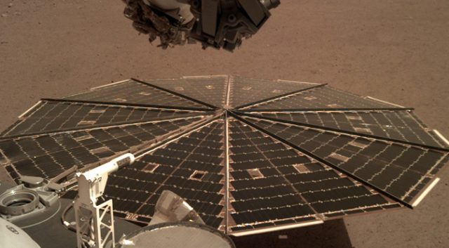 InSight Lander записывает звук марсианского ветра