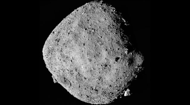 Точки зонда NASA свідчать про воду на астероїді Bennu