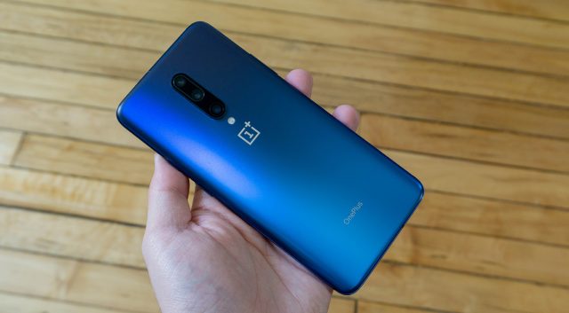 OnePlus 7 Pro є офіційним: Snapdragon 855, Pop-Up Selfie камера, $ 670