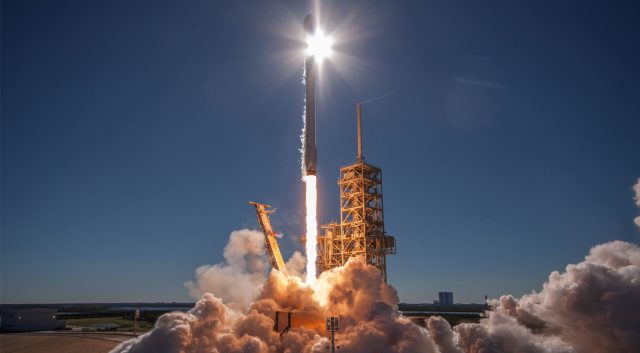 SpaceX Successfully Launches Starlink Satellites