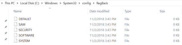 The empty regback folder in Windows 10 version 1803.