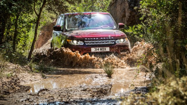 The difference between Range Rover and SUV poseurs: The RR Sport fords 33.5 inches / 95 cm. Downward-facing sonar on the side mirrors warns if you&#039;re reaching the limit.