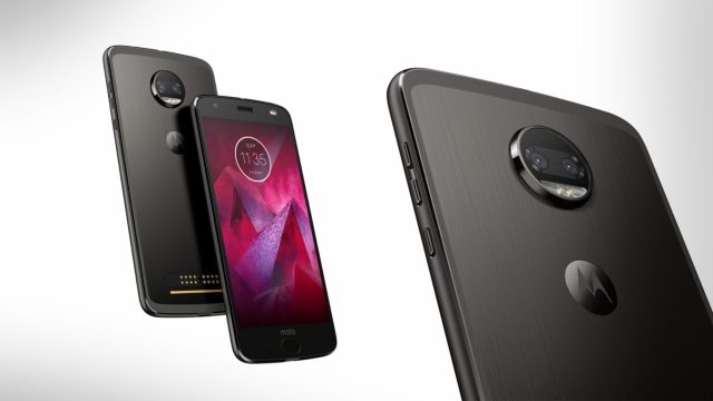 Moto Z2 Force практически не отличается от других телефонов, поддерживающих Moto Mod.