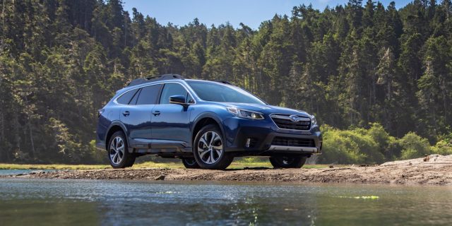 2020 Subaru Outback: Більше піднятий універсал, ніж позашляховик, трохи більший з V6, і $ 2К дорожчий.