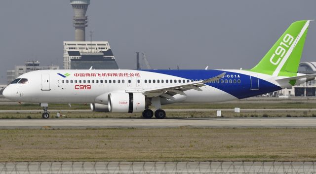 Доповідь: Китайський новий Jetliner Comac C919 побудований за допомого