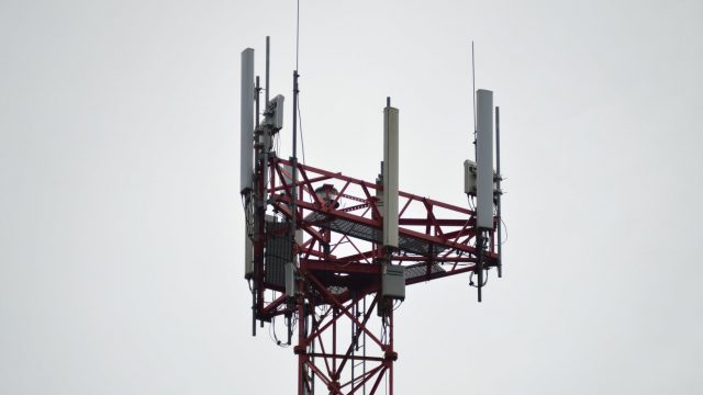 FCC виявляє, що перевізники брешуть про сільське покриття 40 відсотків часу