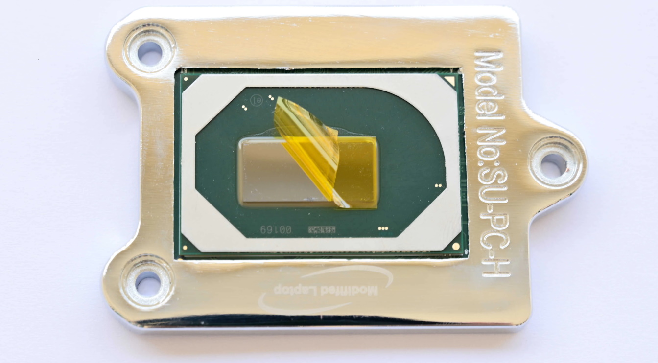 If You Want a Mobile 10nm CPU in Your Desktop, This Might Be Your Shot