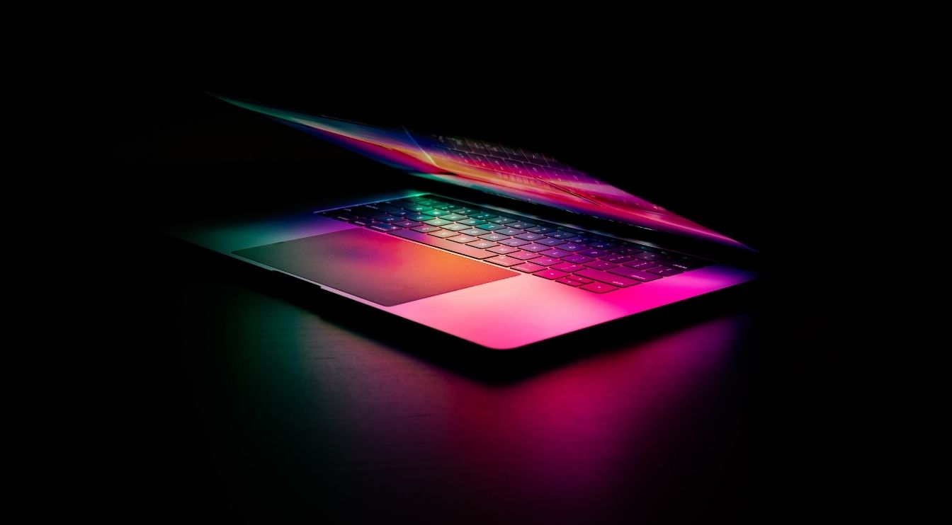 Bloomberg: M1x MacBook Pro может запустить в «следующих нескольких неделях»