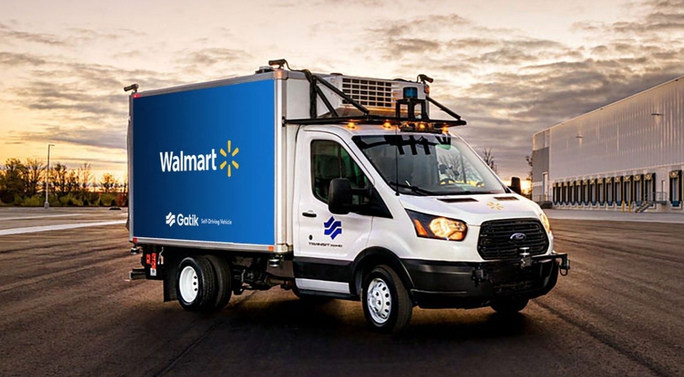 Walmart використовує самостійні вантажівки в петлі доставки 7 миль